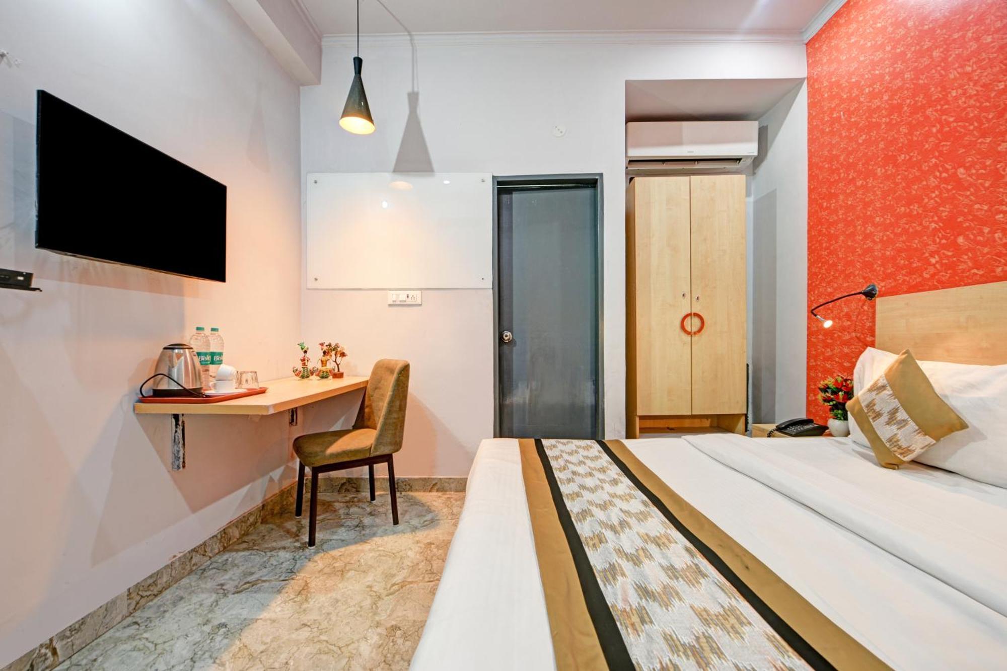 Royal Spark Inn1 - Medicity Gurugram, Near Medanta Hospital Gurgáon Kültér fotó