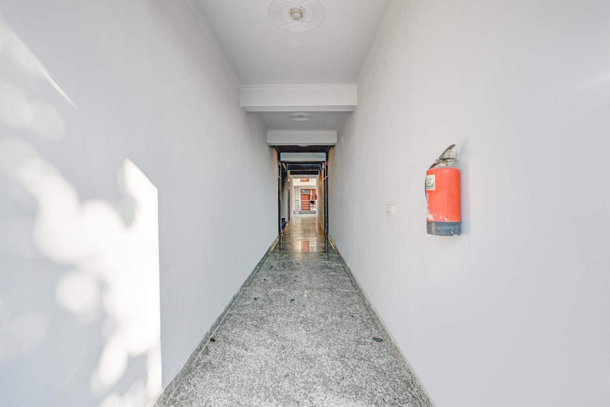 Royal Spark Inn1 - Medicity Gurugram, Near Medanta Hospital Gurgáon Kültér fotó